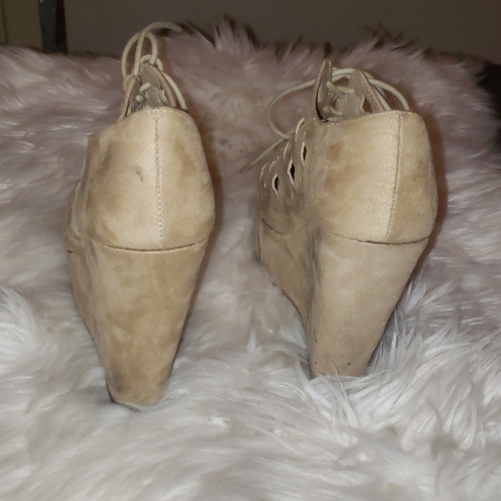 Open Toe Platforms - Picture 2 of 3